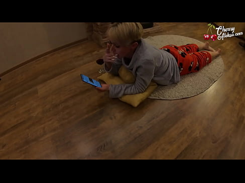 ❤️ Crazy Blond Suig Groot Piel Suig en bons Daarop - Anale Seks ❤ Porno by ons