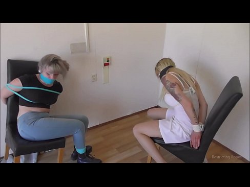 ❤️ Verslaaf / vasgebind en gesnoer / meisie in nood ❤ Porno by ons